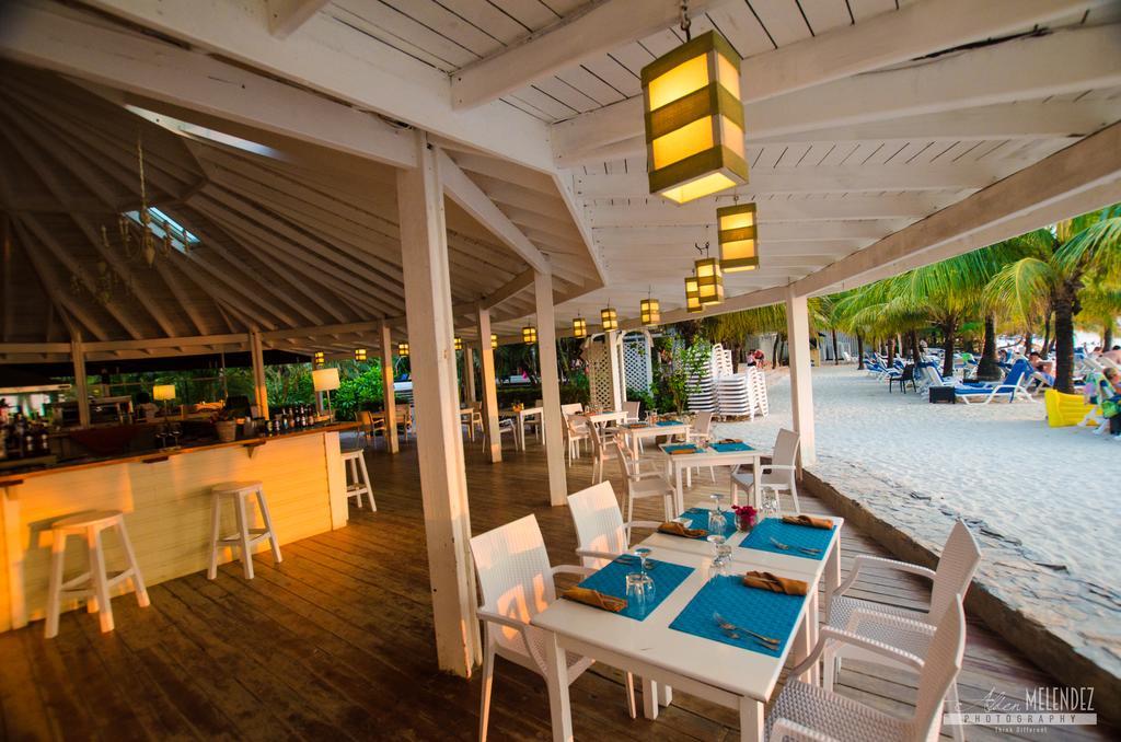 Hotel Henry Morgan All Inclusive West Bay Buitenkant foto